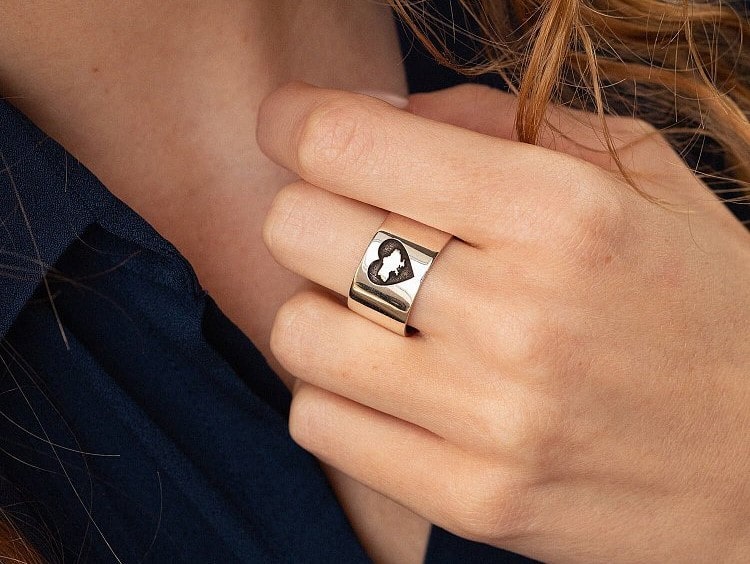 як вибрати срібну каблучку на подарунок