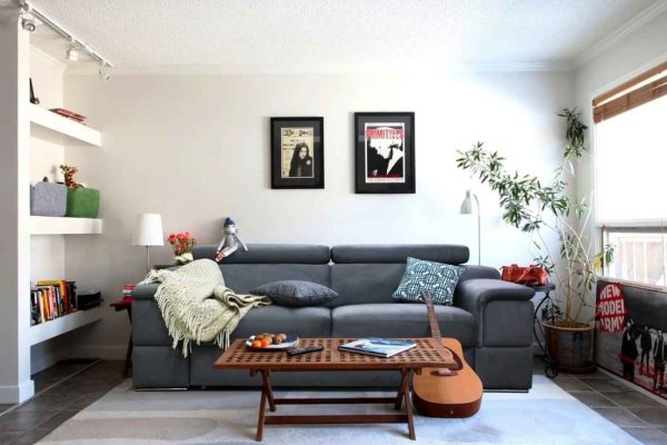 прямі дивани і їх соболивості